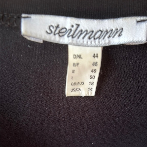 STEILMANN/Germany. Round neck, short sleeves Blouse. Black/Beige/White. Size 14 - Picture 6 of 8